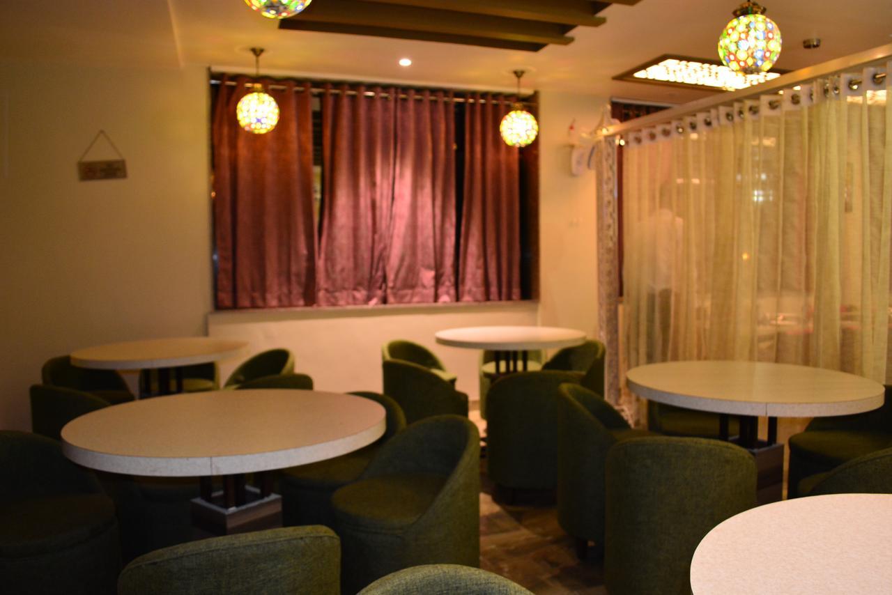 Hotel Desert Inn Barmer Exterior foto
